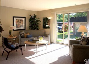 Living Room - Kensington Manor Apartments