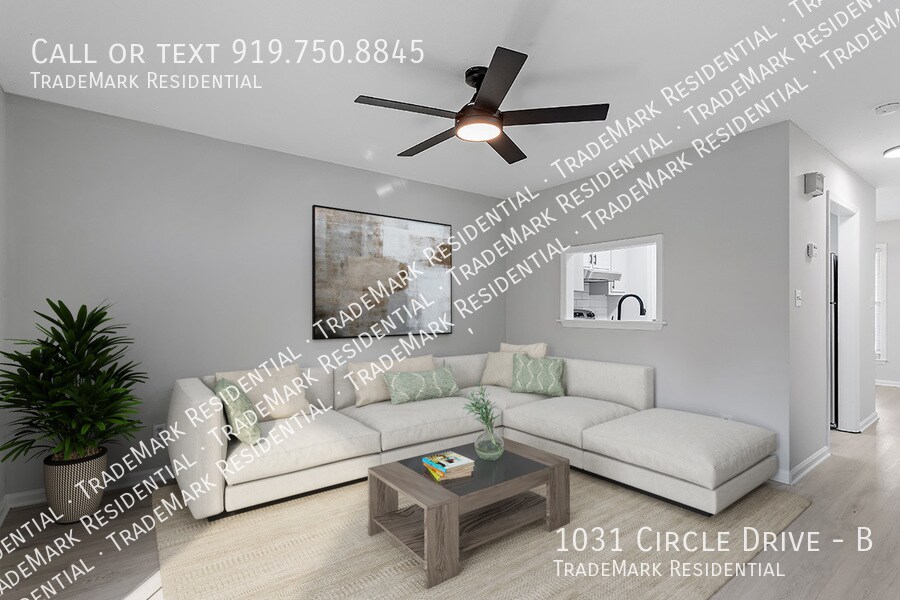 Primary Photo - 1031 Circle Dr