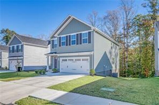 Building Photo - Call Sabrina Thomas at 757-767-0767 for more information