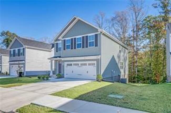 Photo - Call Sabrina Thomas at 757-767-0767 for more information House
