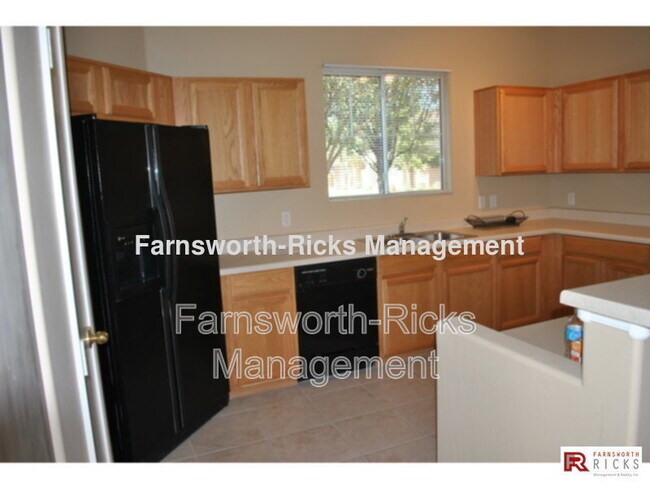Building Photo - 1575 S Jacana Ln