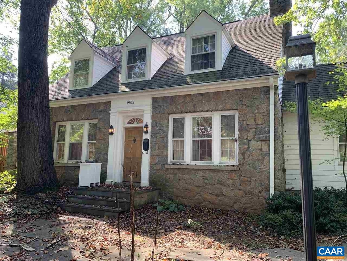 Primary Photo - 1902 Fendall Ave