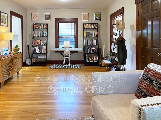 Foto del edificio - 525 Custer Ave