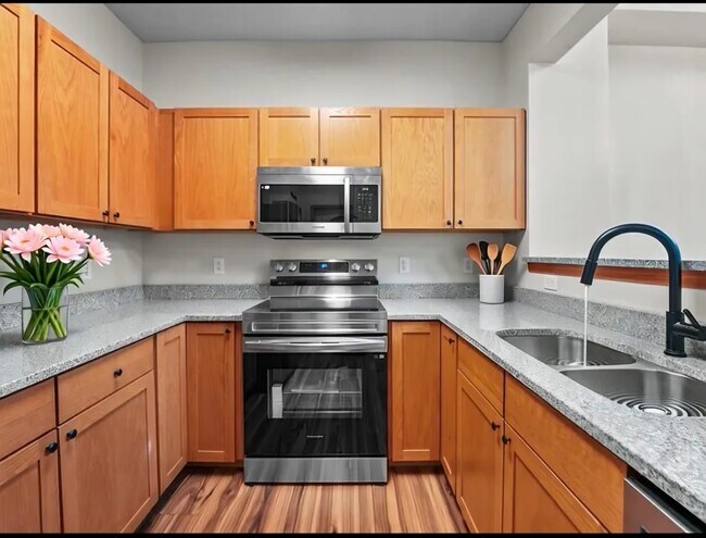 Building Photo - 1507 Liberty Cir