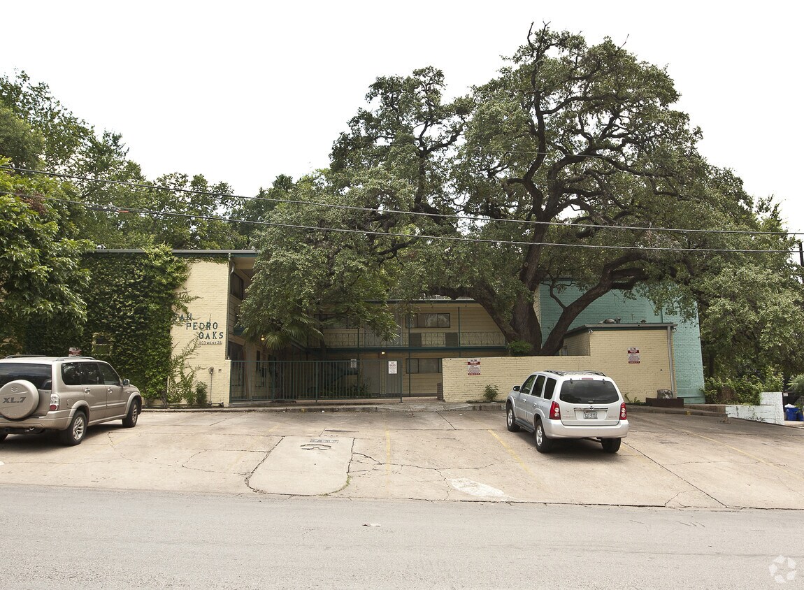 Foto del edificio - San Pedro Oaks