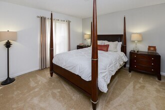 Savannah Place Apartments and Townhomes photo'