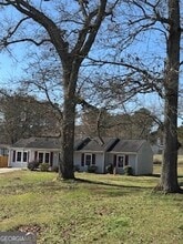 Building Photo - 351 Meadow Trace Dr