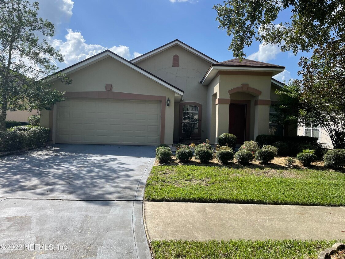 Foto principal - 14626 Falling Waters Dr