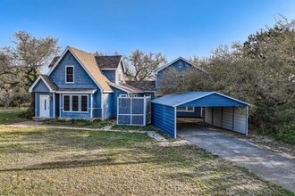 Building Photo - 13003 S Madrone Trail