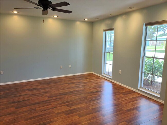 Building Photo - 979 Nantucket Rd