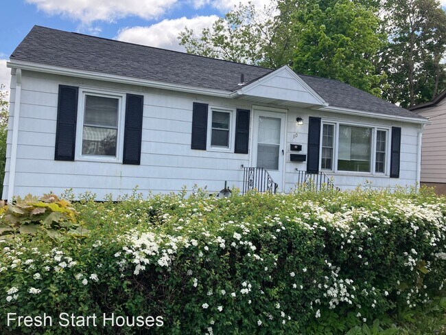 Foto del edificio - 3 br, 1 bath House - 110 Swansea Ave