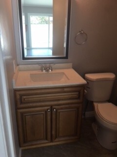 Building Photo - 807 N Adele St