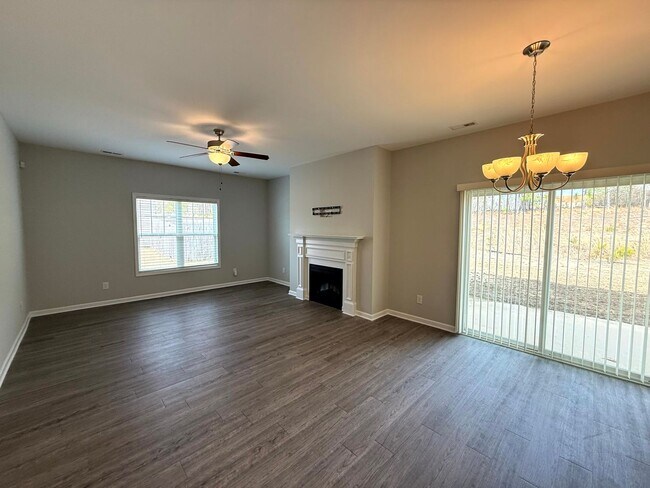 Foto del edificio - 171 Ledgebrook Ln