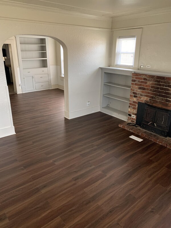 Building Photo - 526 N McKinley Ave