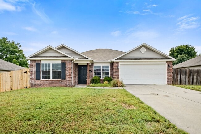 Gorgeous 4 bedroom home! - Gorgeous 4 bedroom home!