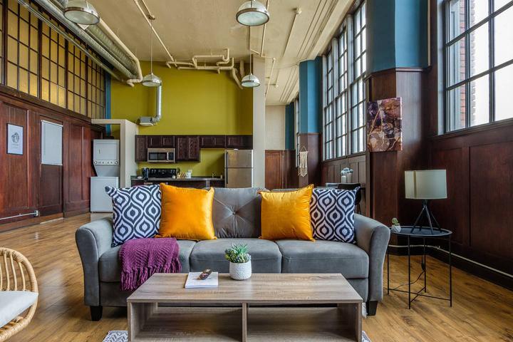 2320 Lofts – One BR, 1 BA #112