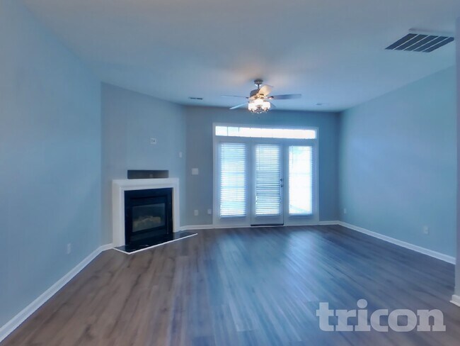 Foto del edificio - 11626 Lioness St