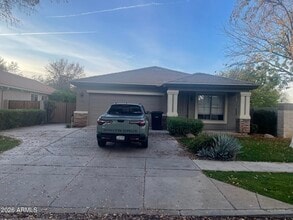 Building Photo - 3733 E Bruce Ct