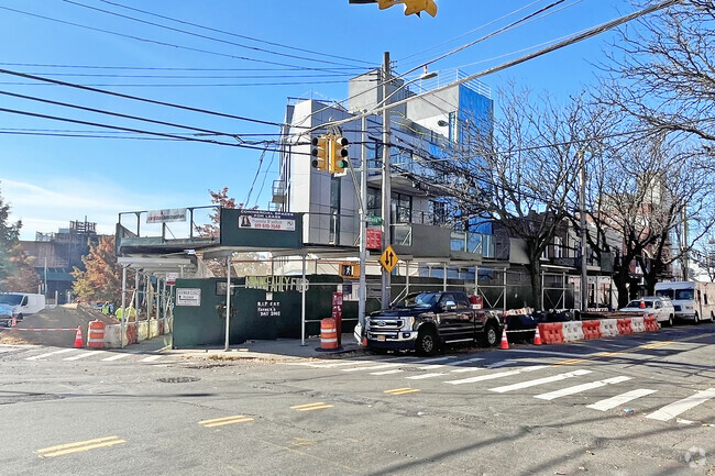 Building Photo - 12-20 Astoria Blvd