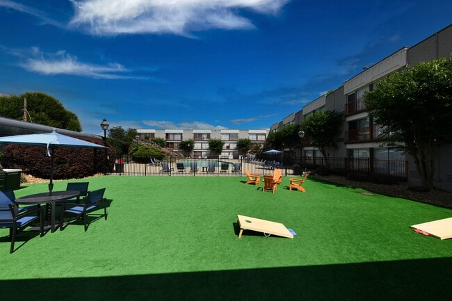 Foto del edificio - Passenger Flats