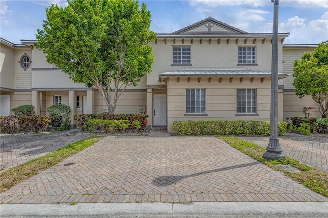 Photo - 2037 Nassau Dr Townhome