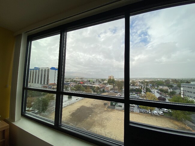 Foto del edificio - 450 N Arlington Ave