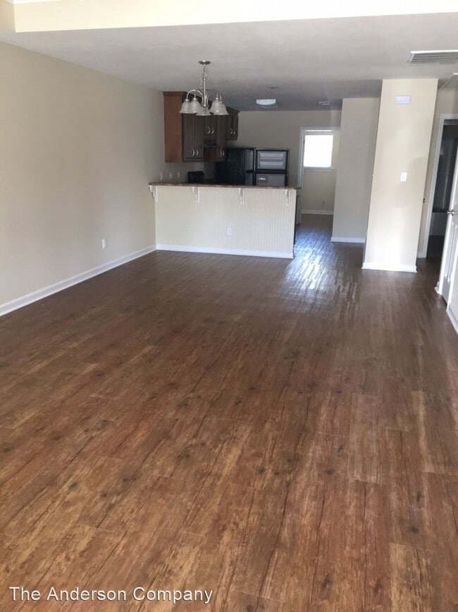 Building Photo - 3 br, 2 bath House - 113-A Magnolia Ct.
