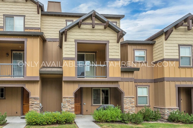 Building Photo - 13608 Super G Ln