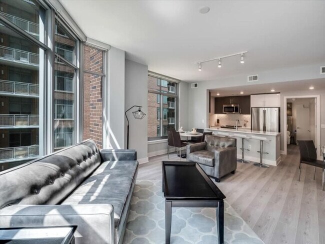 Foto del edificio - 4836 Rugby Ave