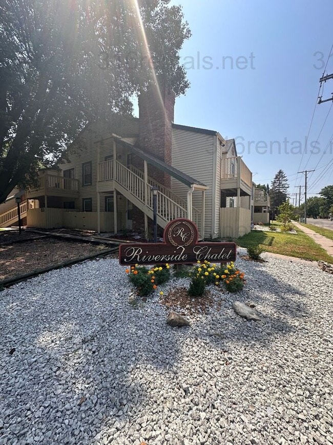 Foto del edificio - $1150 - 3 room 2 bath - Apartment located ...