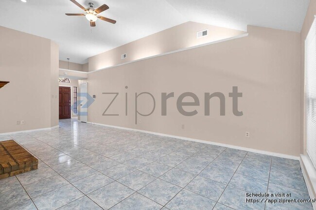 Foto del edificio - 6724 Mountain Cedar Ln