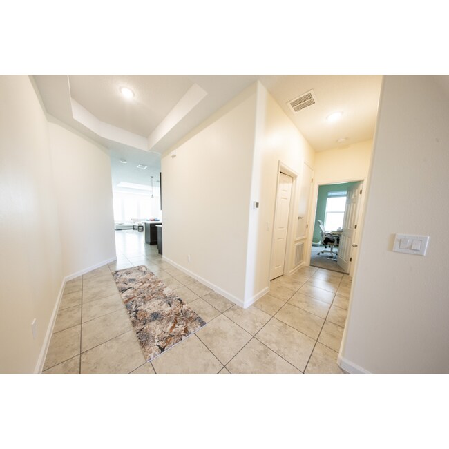 Foto del edificio - 2185 Kylar Dr