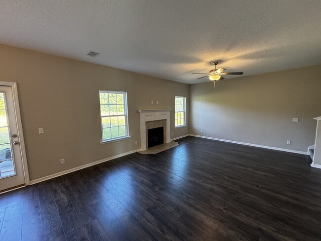 Foto del edificio - Home for Rent