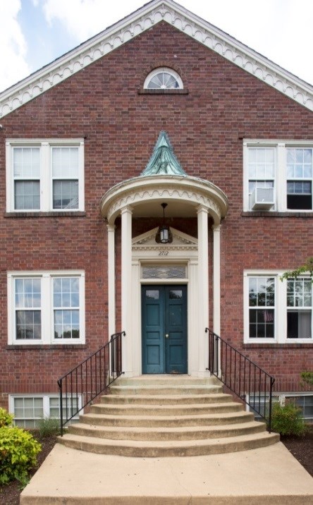 Building Photo - The Barkalow Apartments