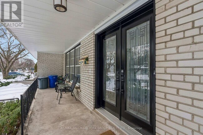 Building Photo - 24 Coral Harbour Crescent