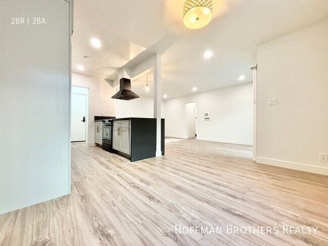 Foto del edificio - 15534 Chase St