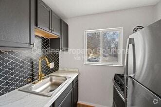 Building Photo - 3271 Morrison Ave