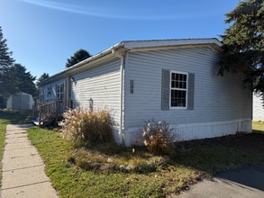 Building Photo - 2500 Mann Rd