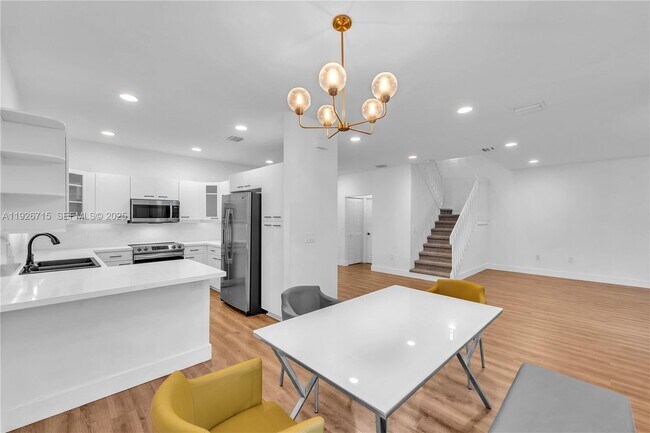 Foto del edificio - 1450 Weeping Willow Way