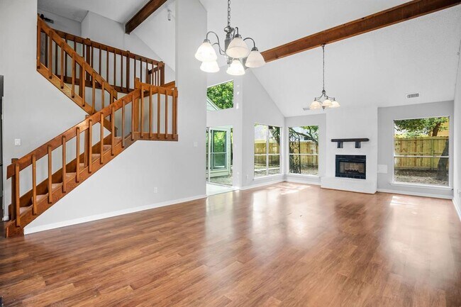 Building Photo - 22 S Rain Forest Ct