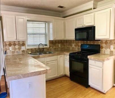 Building Photo - 2250 Hopkins Creek Dr