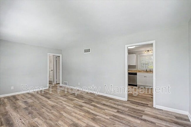 Building Photo - 1719 E 59th St