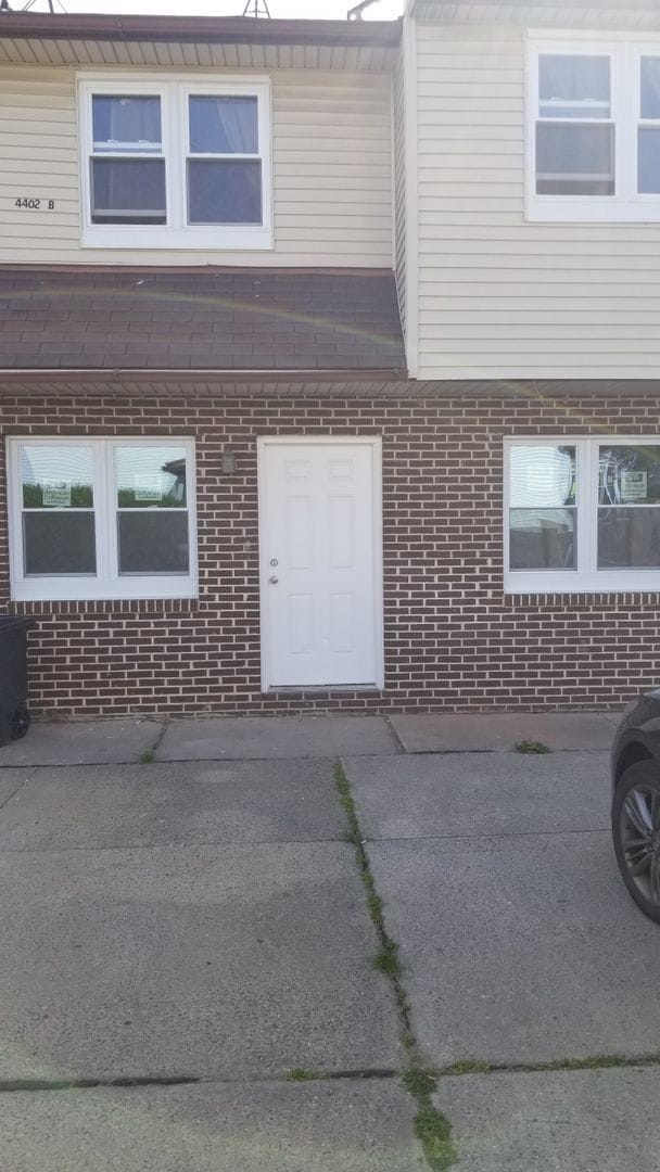 Building Photo - 4402 McMenamy St