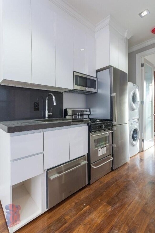 Building Photo - East 116th Street