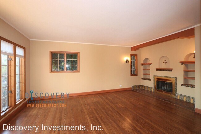 Building Photo - 5 br, 2.5 bath House - 168 Oak Road