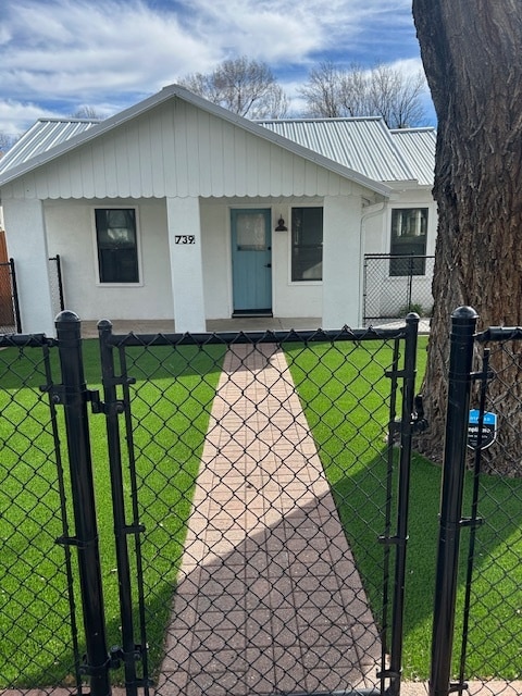 Building Photo - 739 Ruth St