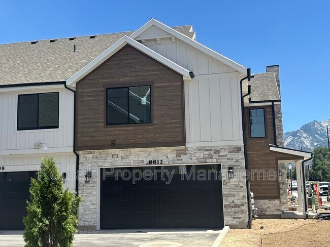 Foto del edificio - 8812 Cys Park Ln