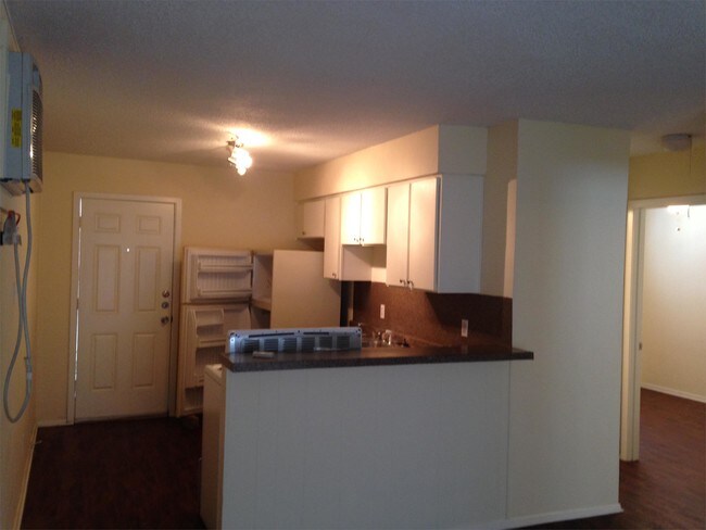 Foto del edificio - 1243 N LBJ Dr