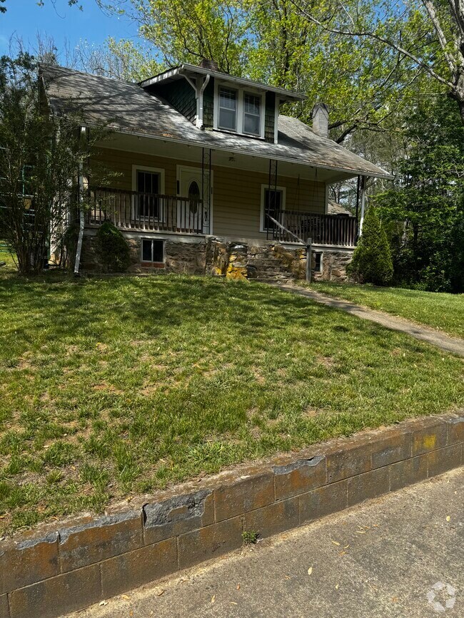 Building Photo - 3119 Stamey Cove Rd
