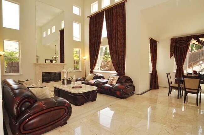 Foto del edificio - 3280 Patina Ct